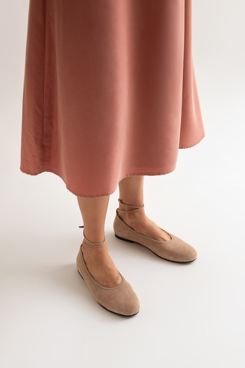 Powder Suede Liola Minimal Ballerinas